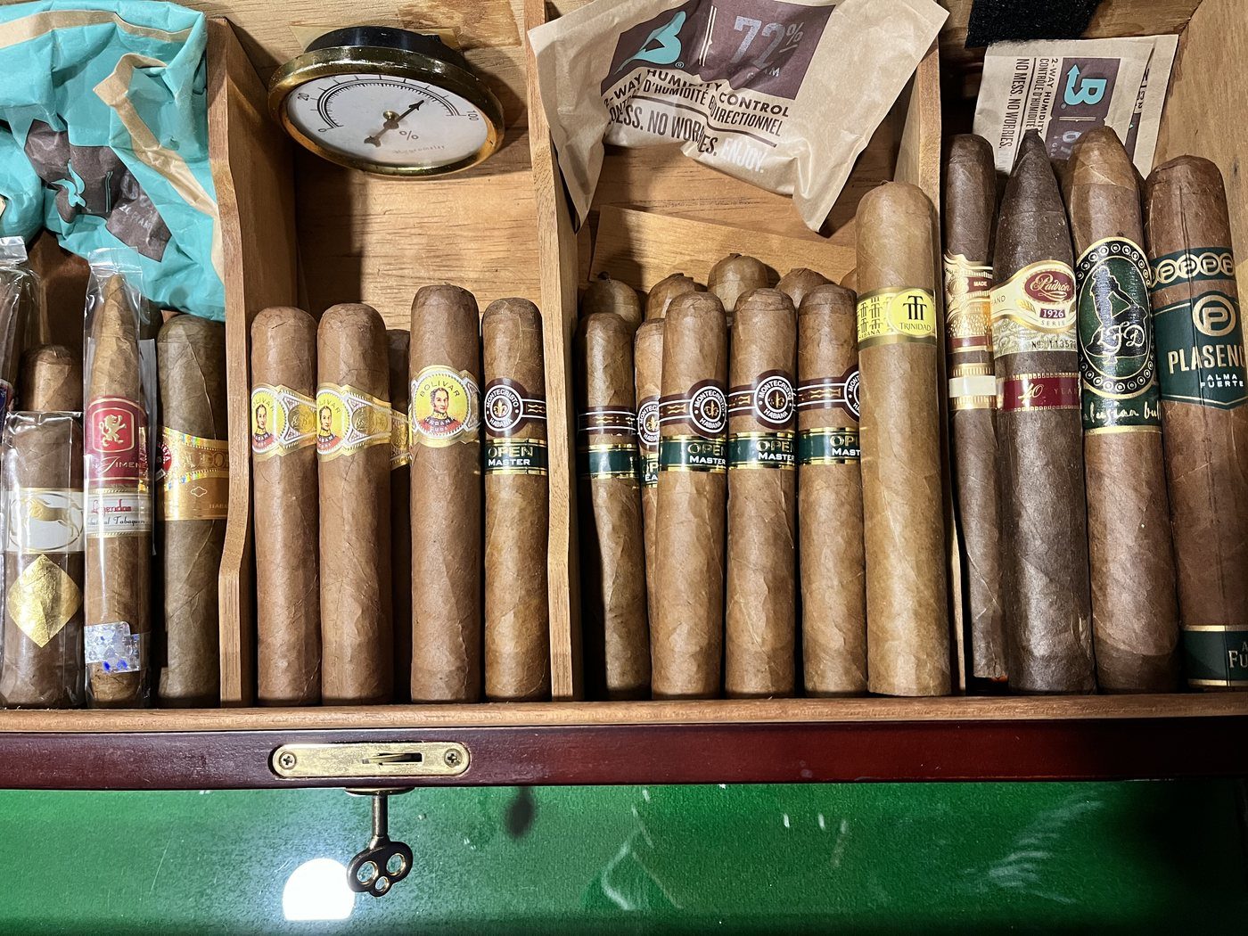 Egy szivarklubtag humidorja